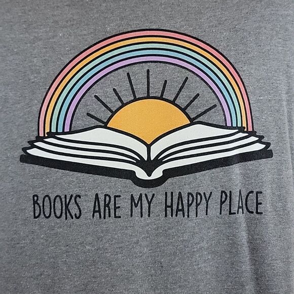 Books Are My Happy Place District Short Sleeve Graphic Tee size XXL - Picture 2 of 5